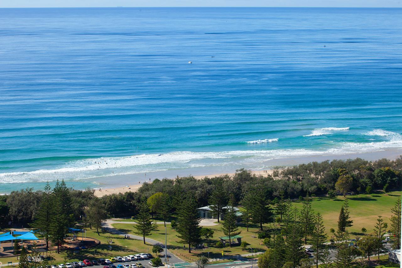 High Floor Ocean View Suites Broadbeach Gold Coast Exterior photo