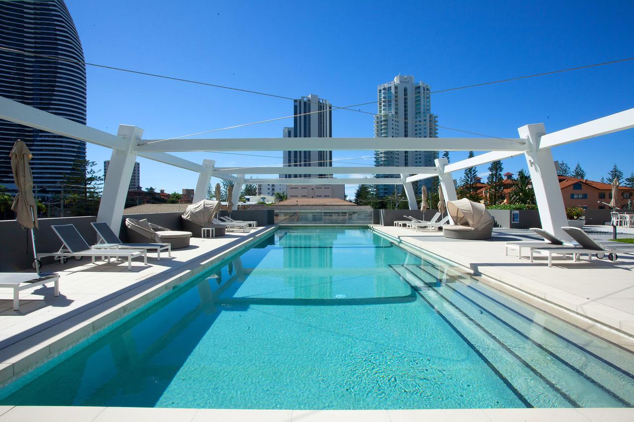 High Floor Ocean View Suites Broadbeach Gold Coast Exterior photo
